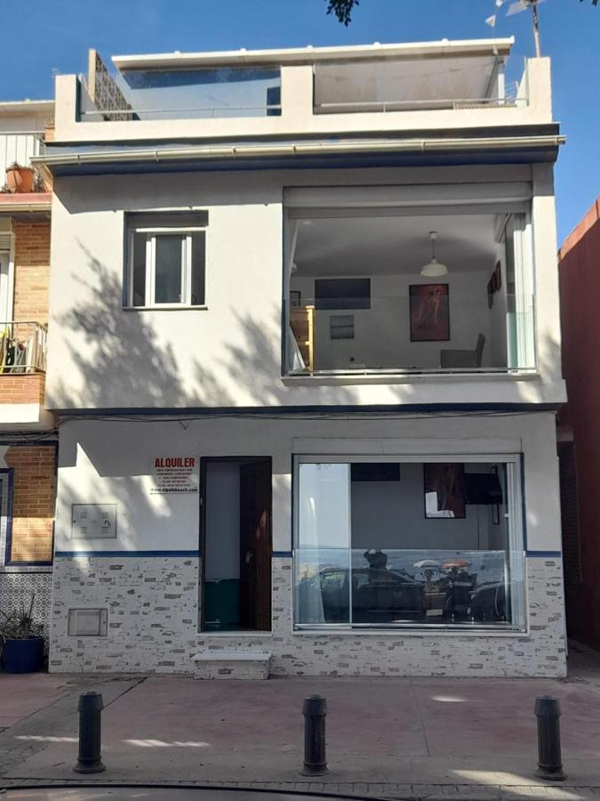 מאלגה Beachfront House מראה חיצוני תמונה