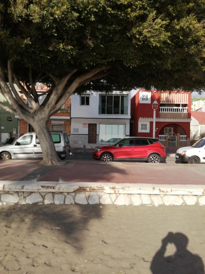 מאלגה Beachfront House מראה חיצוני תמונה