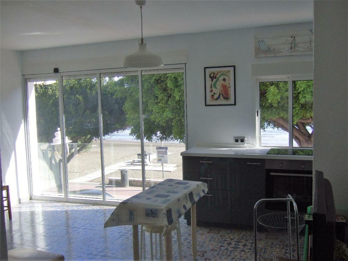 מאלגה Beachfront House מראה חיצוני תמונה
